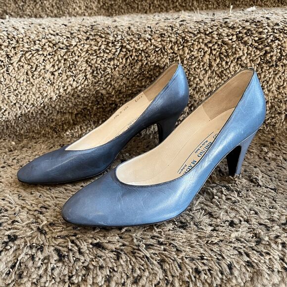 Vintage Bruno Magli Italy Slate Blue Pumps 38.5 / US 8 Leather Heels Blue Soles - Picture 15 of 16